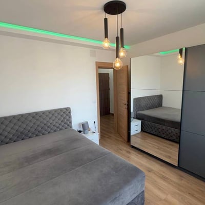 Location d’un appartement de 2 pièces avec vue sur le parc, 40 m², Zvezdara, Belgrade, Serbie